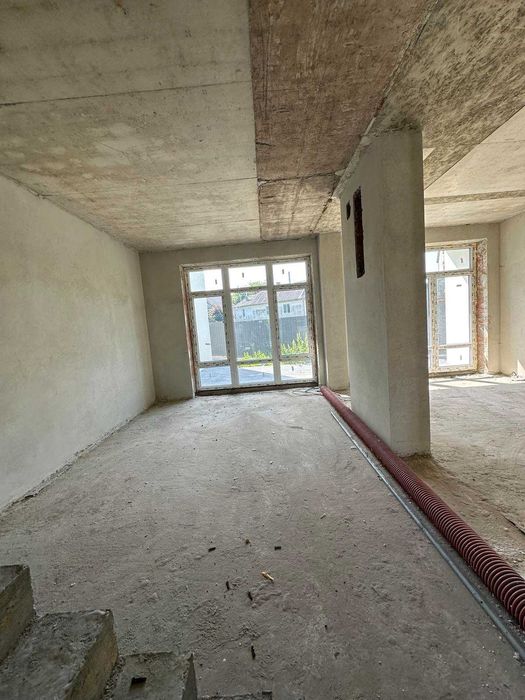 Продаж будинку у Львові