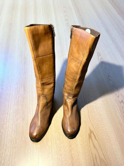 Brązowe kozaki Caprice