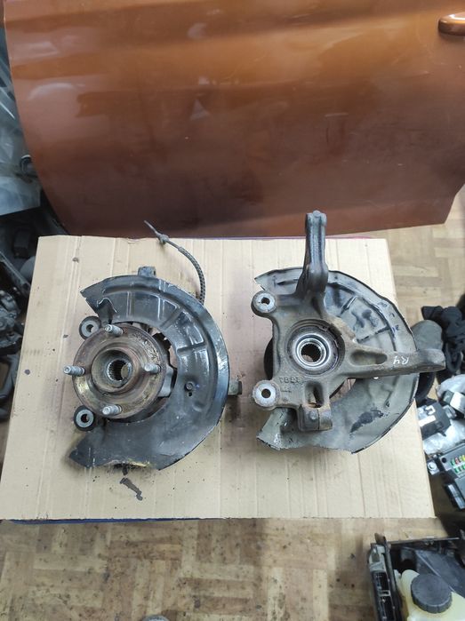 Кулак поворотный со ступицей Равон Р4 Ravon R4 оригинал