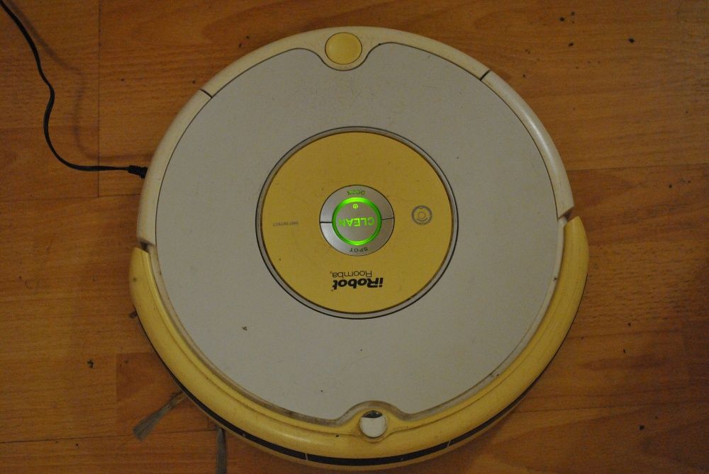 РОБОТ пылесос iRobot Roomba Румба 531 500 серия в рабочем состоянии