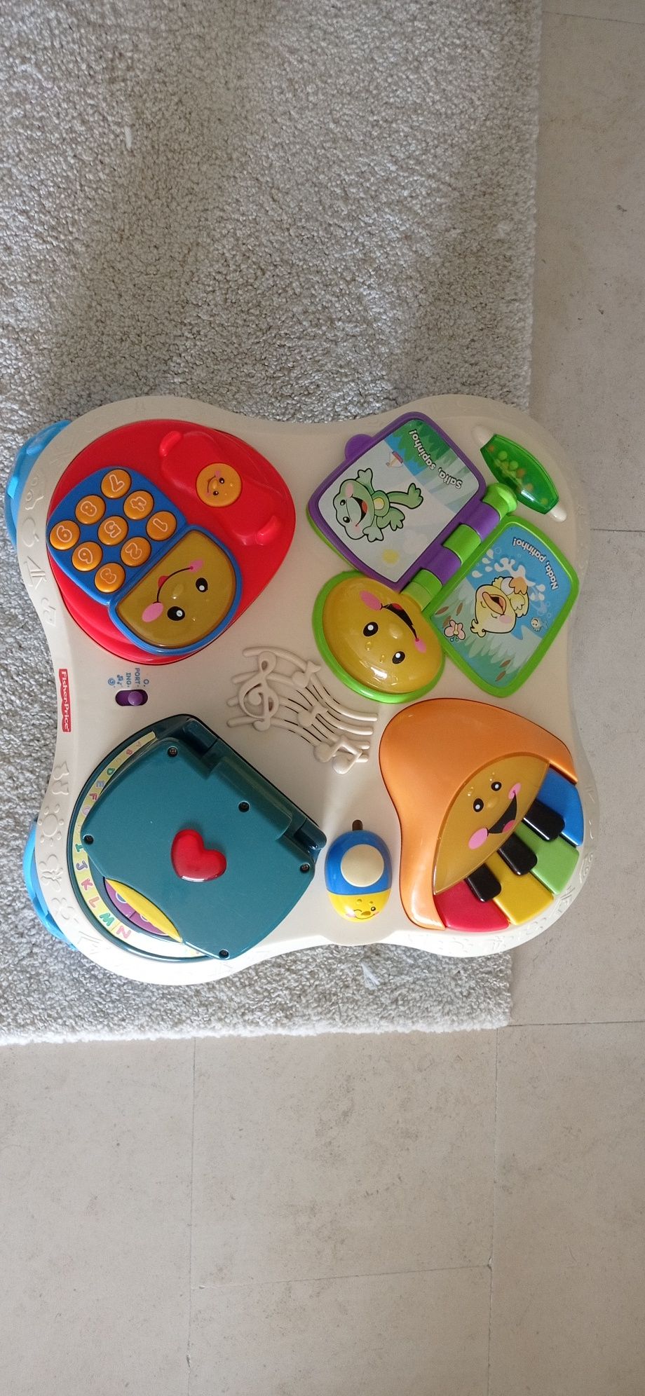 Mesa de atividades de bebé FisherPrice LP