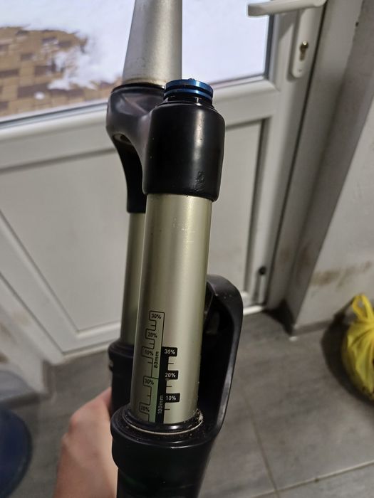 Продам вилку rock shox Reba rl 27.5 100mm