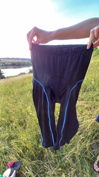 Велобриджи,велоштаны,велосипедні шорти,размер S,до середины икры