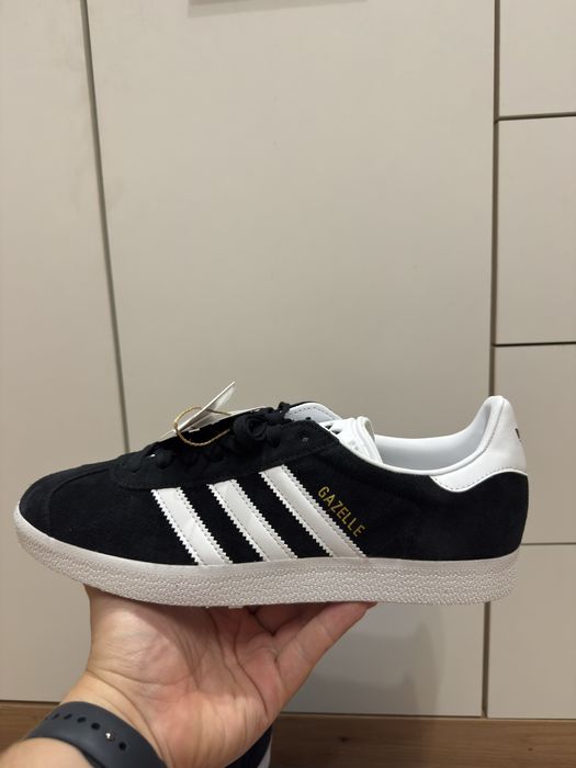 Buty Adidas Gazelle 42.5 sneakersy trampki NOWE czarne zamsz modne