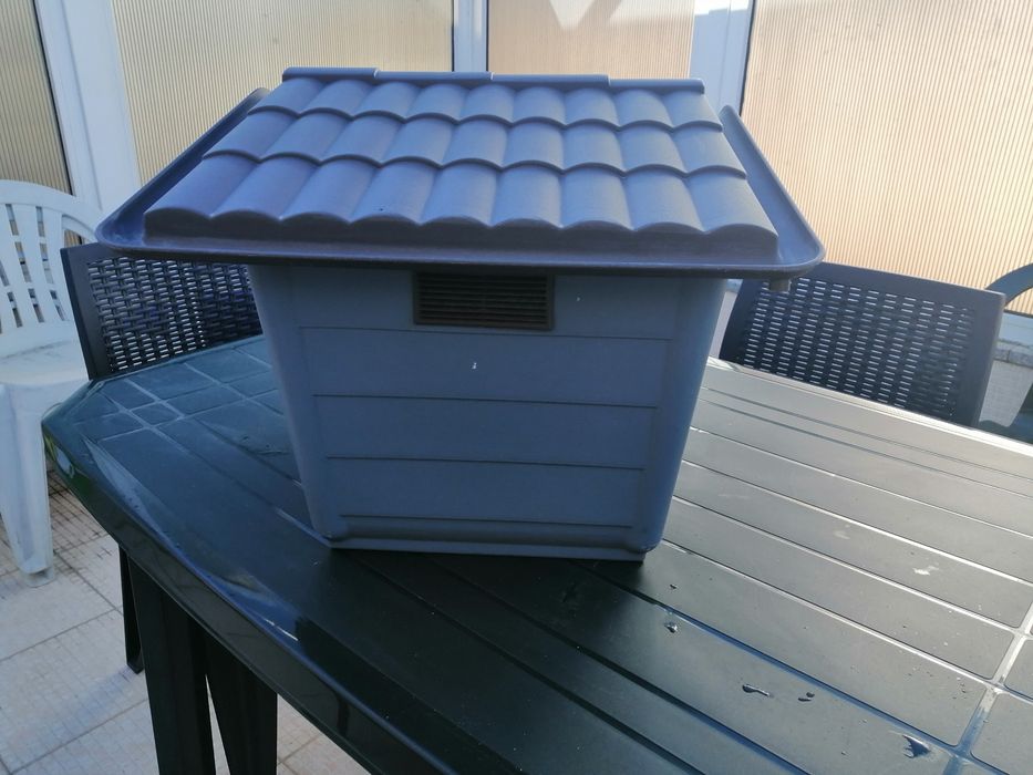 Casinha para cães pequenos e gatos