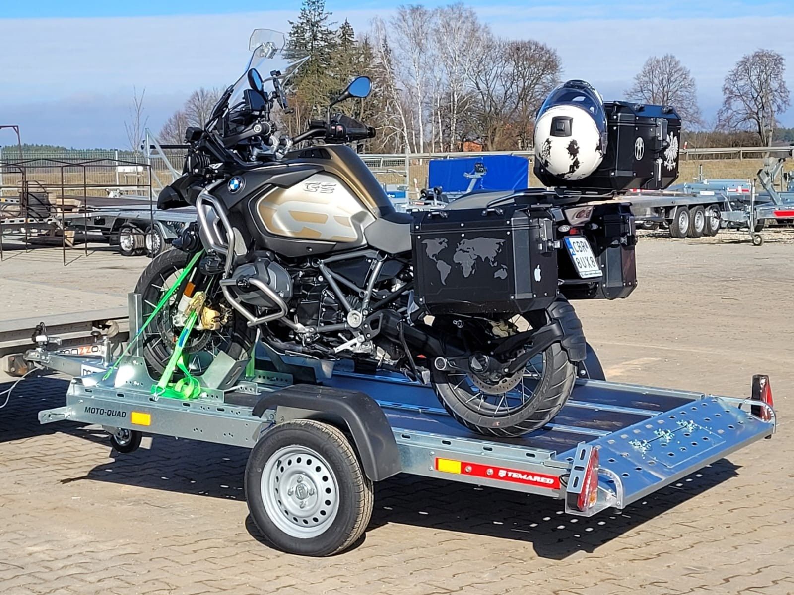 Serviços de Pronto Socorro 24h
Reboque de Automóveis ligeiros.
Preço a