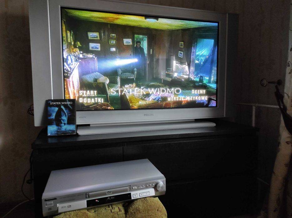 Odtwarzacz DVD Panasonic DVD-RV31 + pilot