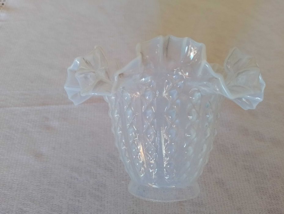 Piękny zadbany klosz do lampy naftowej-wazelina.