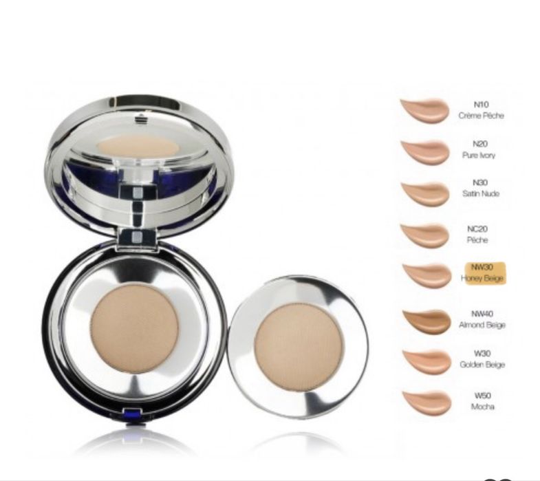 Пудра-кушон La Prairie Skin Caviar essence in foundation
