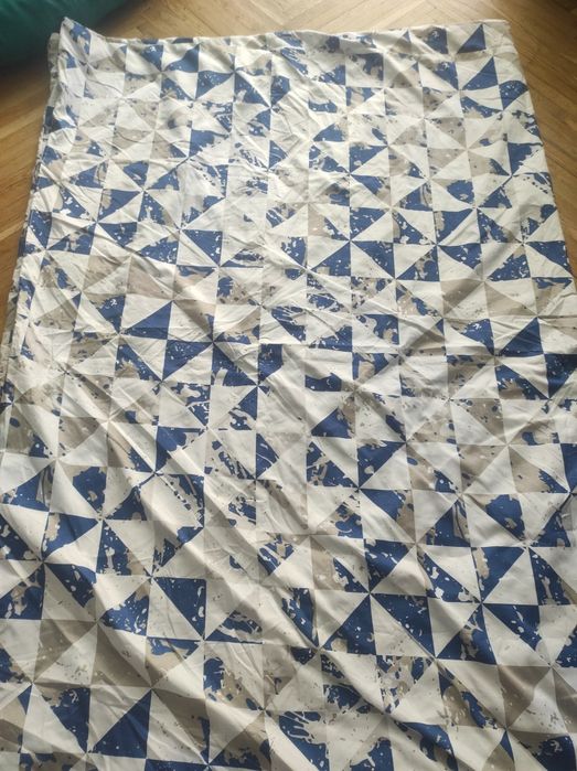 Постільна білизна .