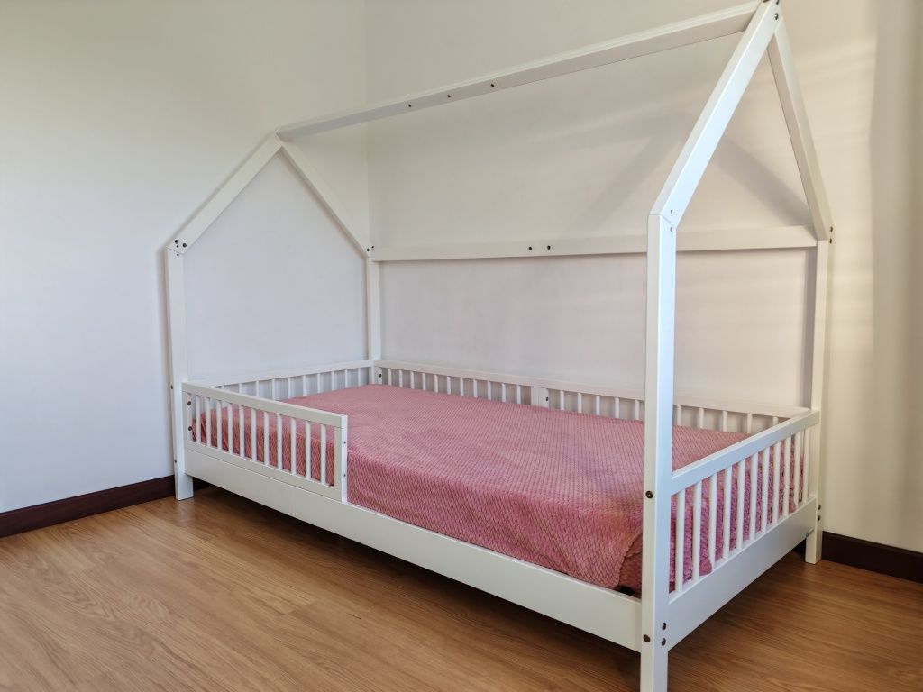 Cama casinha júnior White Zippy