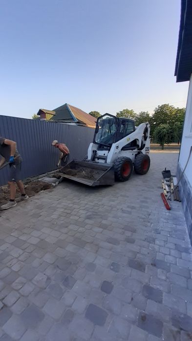 Послуги Бобкет Bobcat