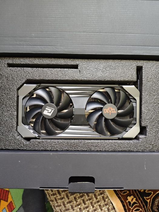 Продам відеокарту radeon rx 6600 xt