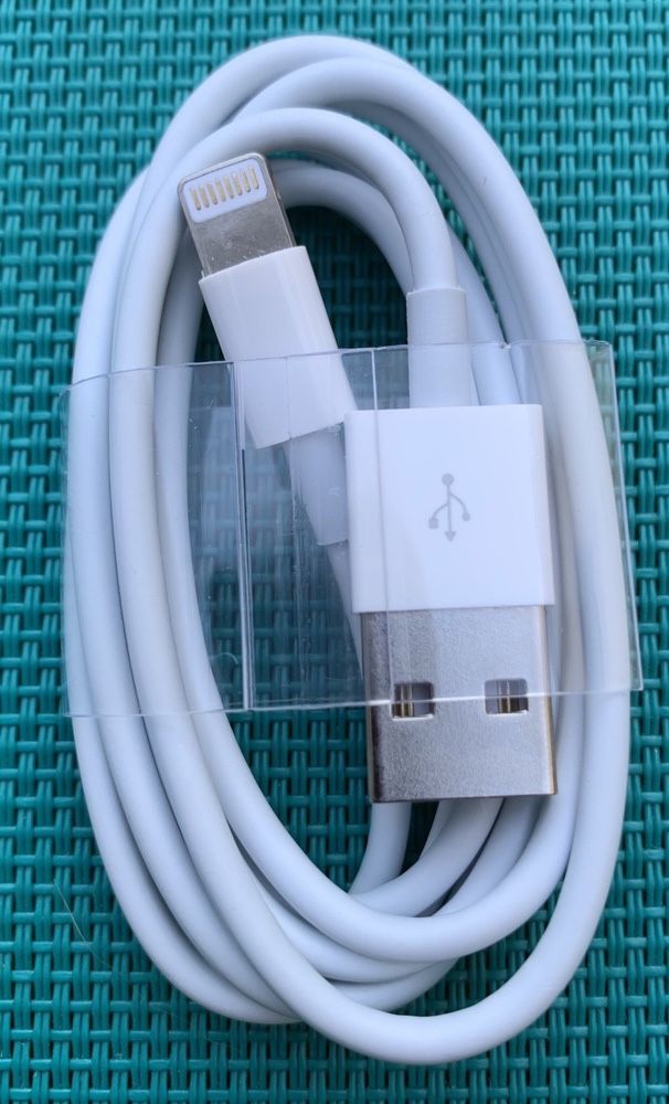 Cabo USB iPhone, iPod e iPad Lightning - Apple 1 metro e 1,5 metros