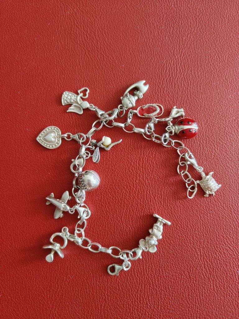 Srebrna bransoletka Charms