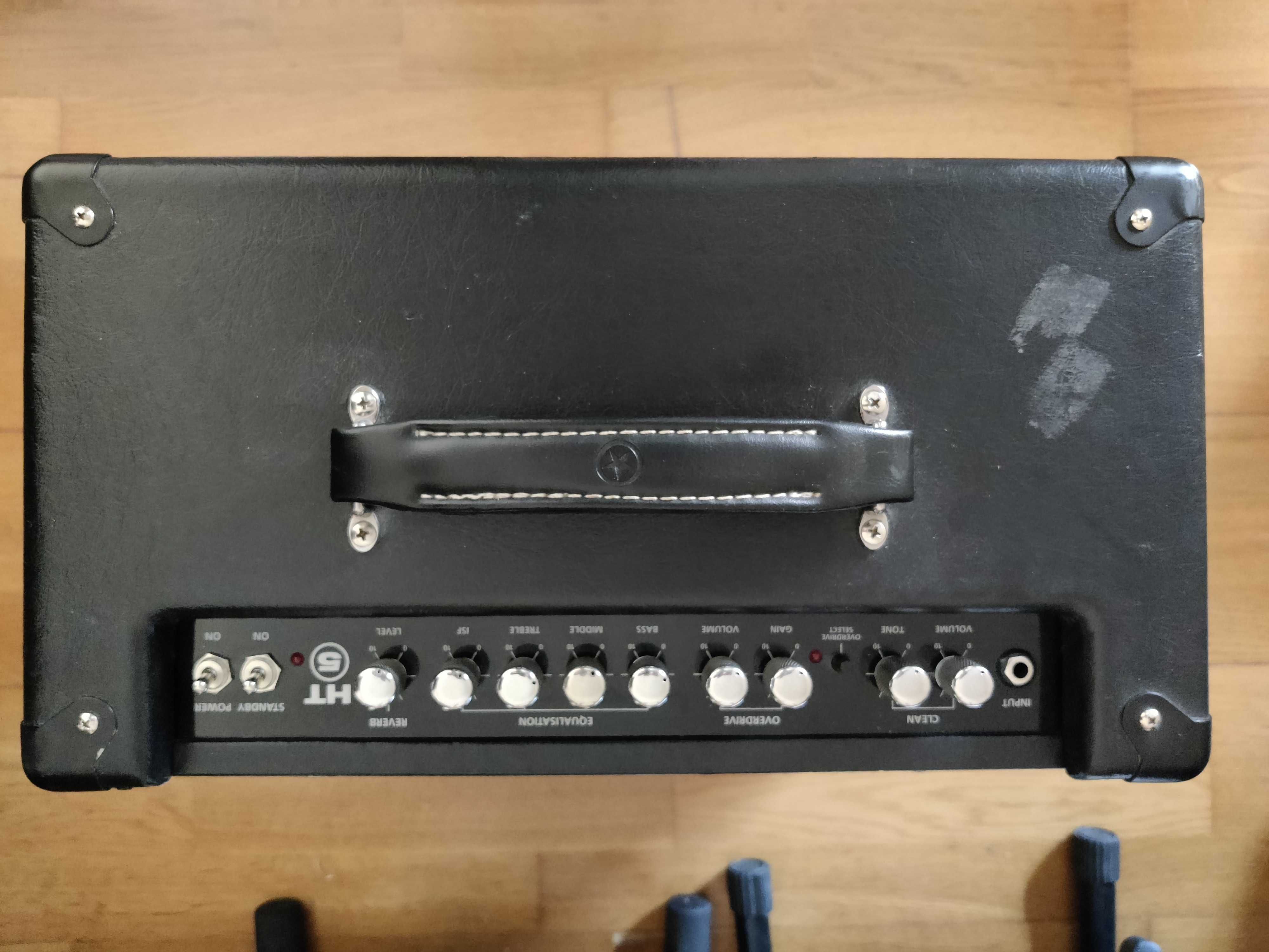 Blackstar HT-5 Mk1 Combo Amplificador + Pedal Guitarra Eletrica