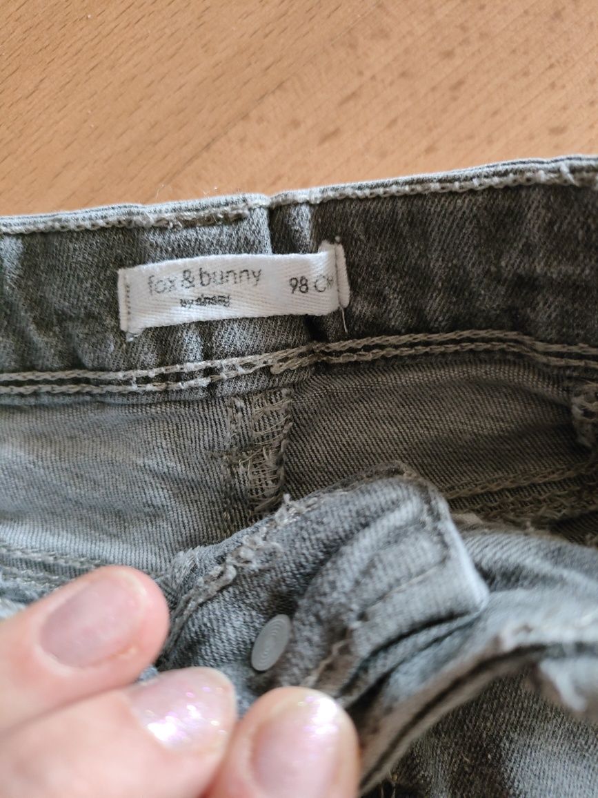 Spodnie jeansy r.98 szare