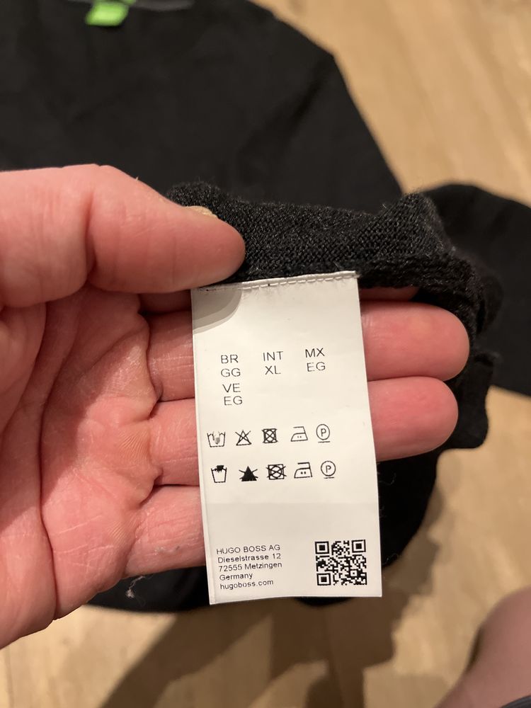 Sprzedam męski sweter bawełniany Hugo Boss XL stan bdb.