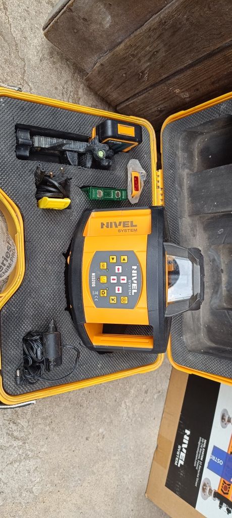 Niwelator laserowy Nivel Nl520g do koparki NL Mc-1d maszyn budowlanych