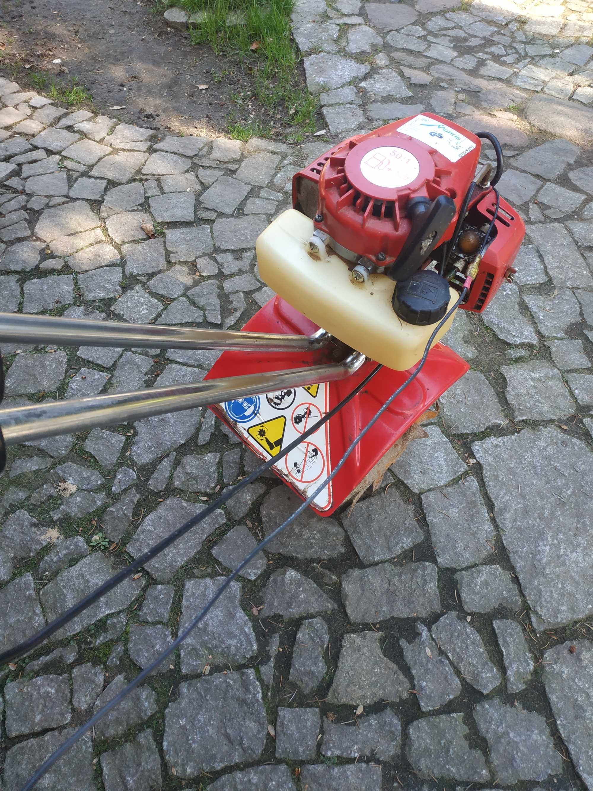 Glebogryzarka mantis Honda oo japońska