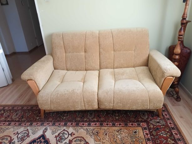 Sofa dwuosobowa rozkładana do spania