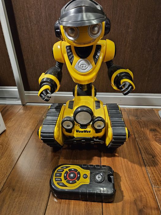 Robot, zabawka na baterie