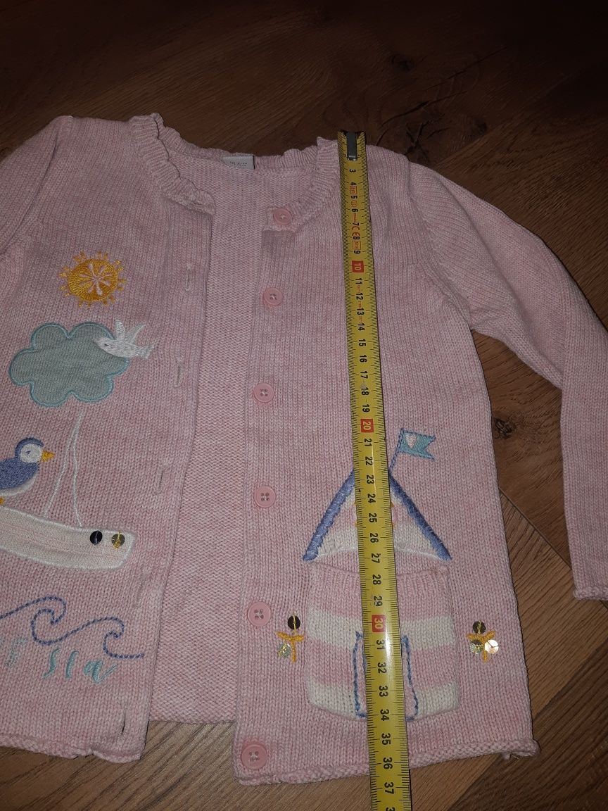Sweterek zapinany r.92