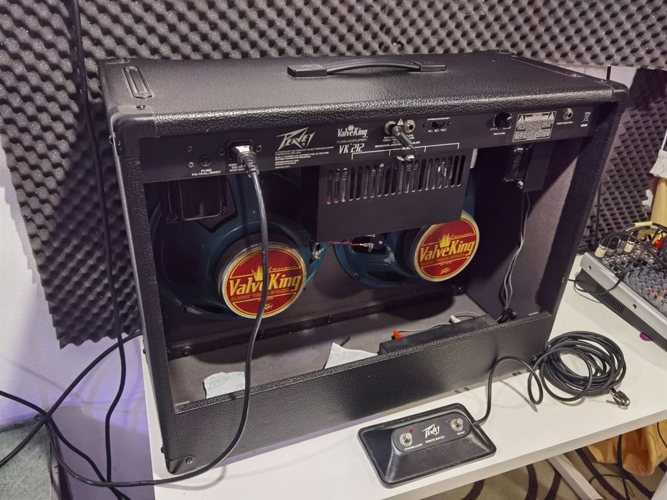 Peavey valveking 212