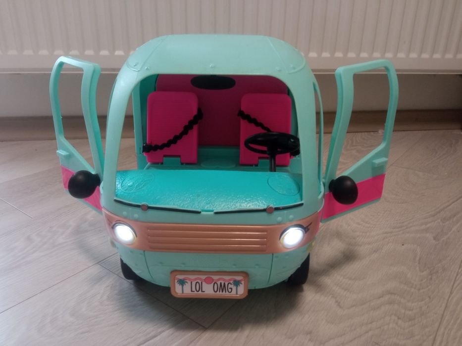 Kamper L.O.L. Suprise!