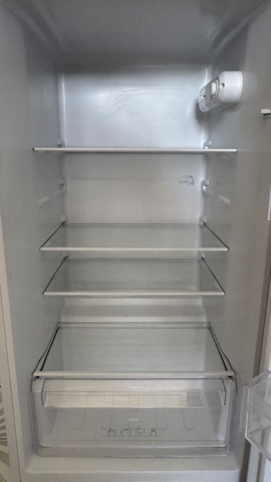 Geladeira Kunft 206 L