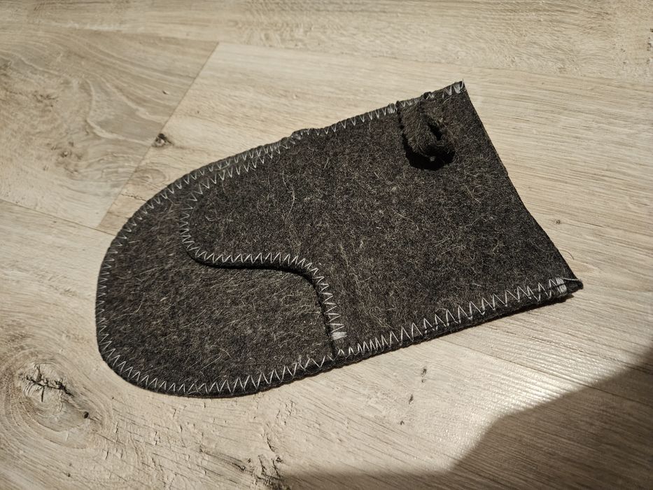 Rekawica do sauny. Prawa dłoń. Stan idealny