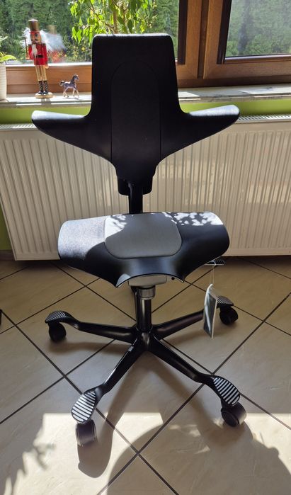 Fotel biurowy Hag Capisco Puls 8010