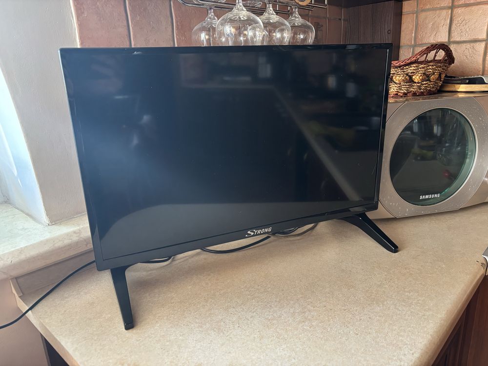 Led-телевізор Strong 24HZ4003N T2