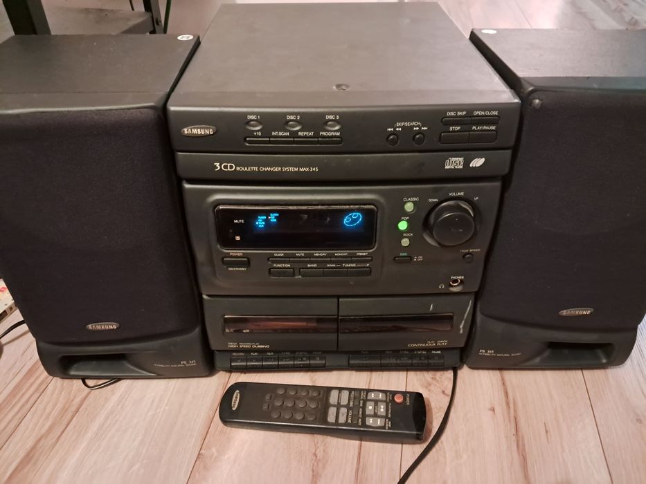 Wieża samsung z pilotem zapraszam