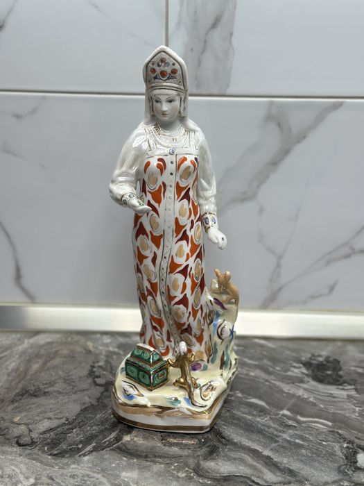 Хозяйка медной гори Дулево вінтажна статуетка