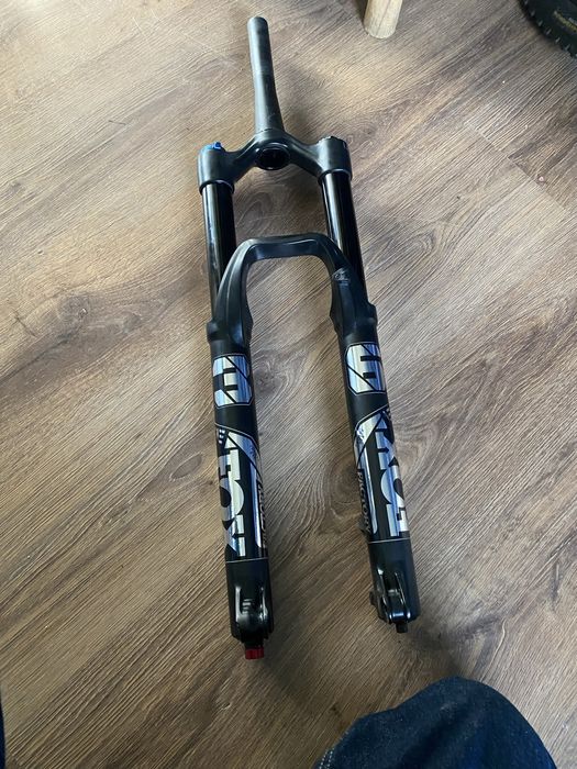 Amortyzator enduro/jibb rowerowy| FOX 36 170mm grip