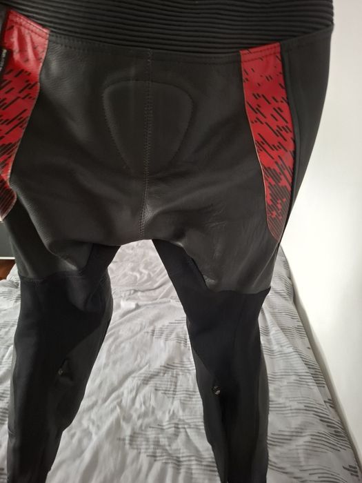 Kombinezon na motocykl