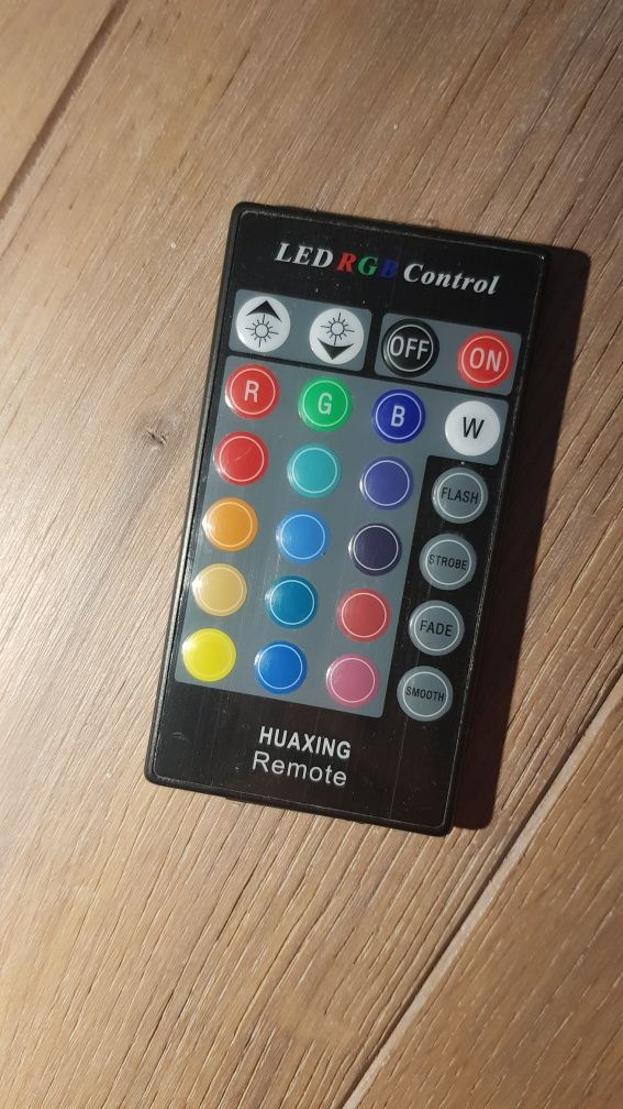 Lampka kostka led rgb z pilotem