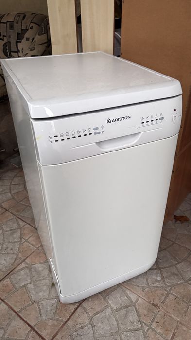 Używana Zmywarka Ariston LL 42 - Sprawna, Kompaktowa