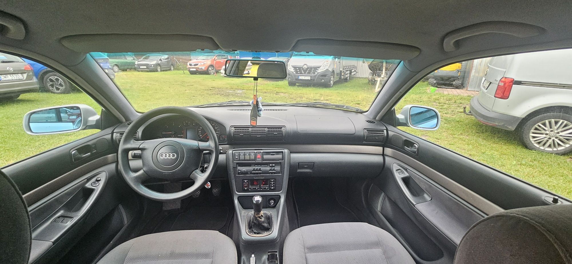 Audi A4 1.9 TDI 110KM Klimatronik Hak 1 właściciel