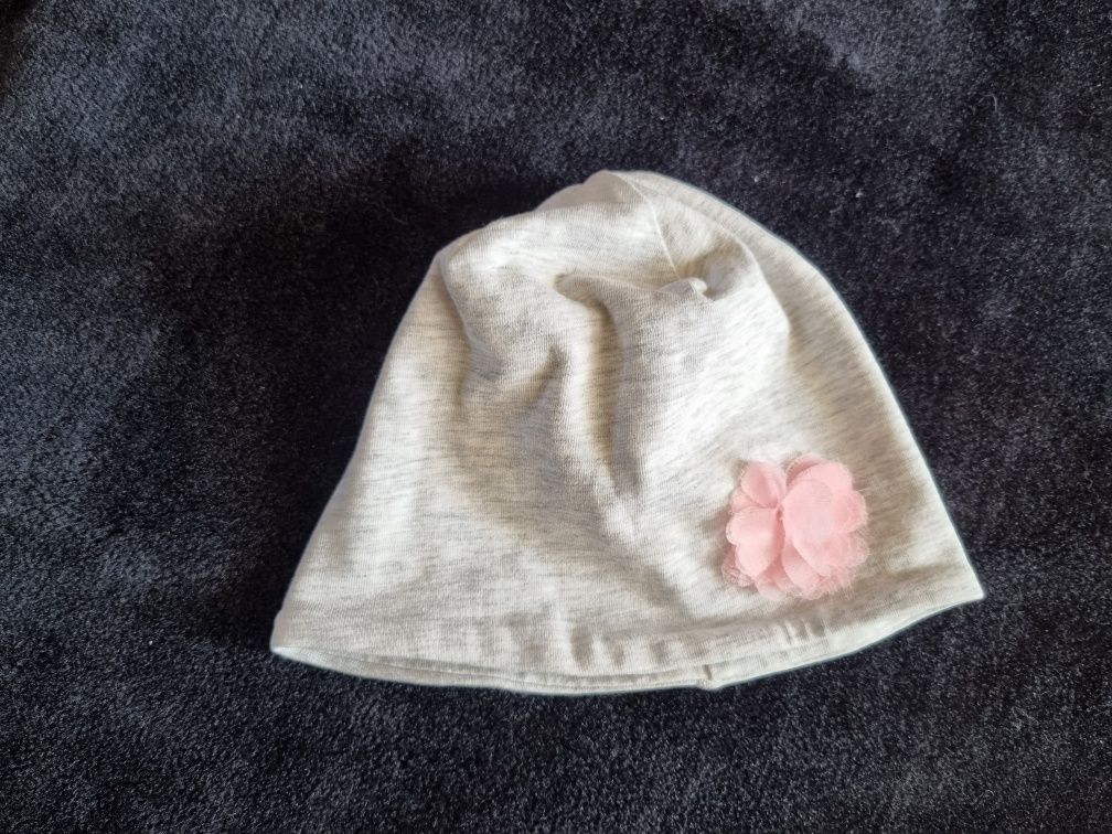 Czapeczka przejściowa na wiosnę 44-46 (12-18M) Smyk