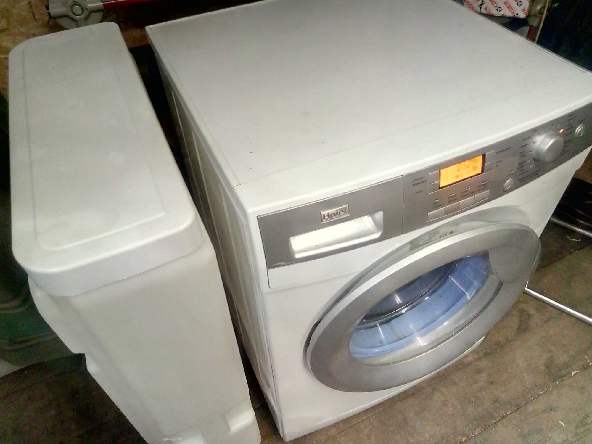 Продам пральну машину під бак з водою.Для села. звантаження 8 кг