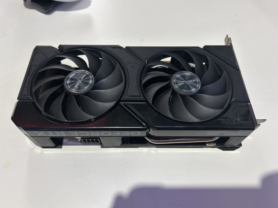 Placa Grafica Asus RTX 4060 8gb OC