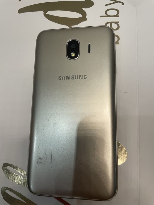 Продаю Samsung Galaxy j 4 3/32 SM-400F