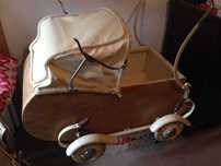 Carrinho de bébé antigo vintage