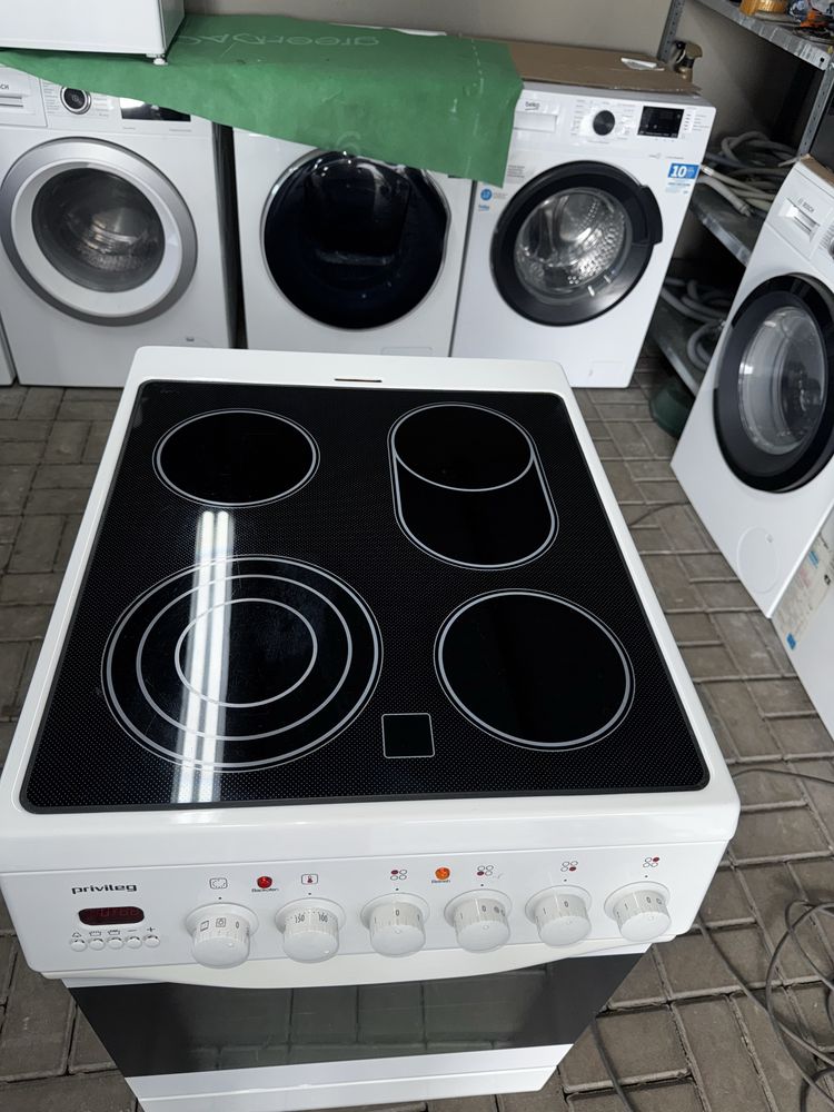 Kuchenka Ceramiczna  Privileg model e 54q1 e3 zadbana w bdb stanie