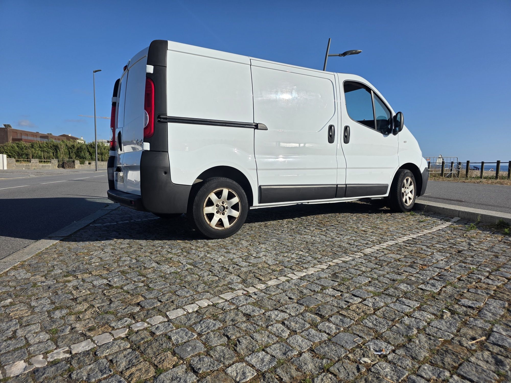 Carrinha Trafic II