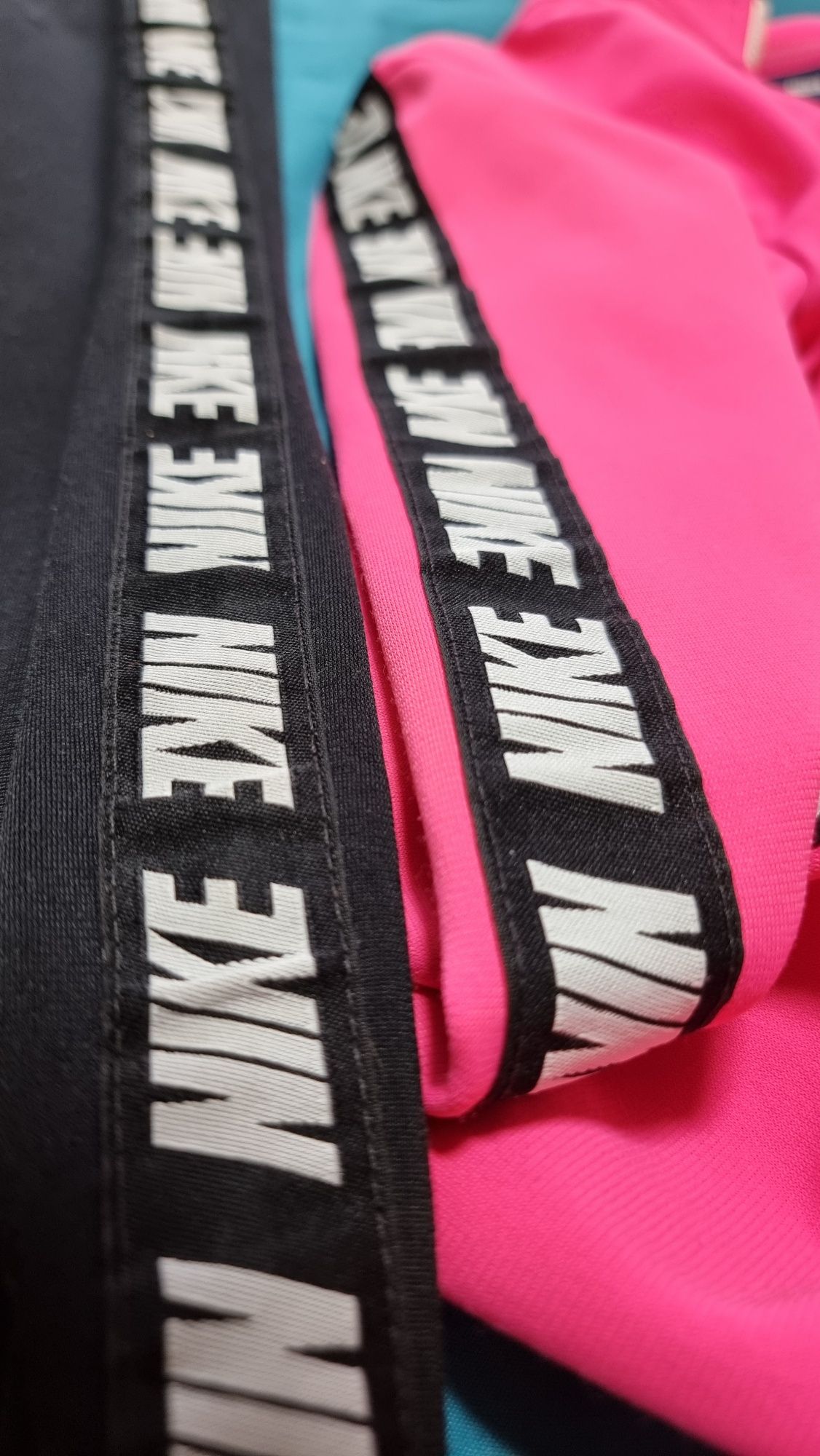 Оригинал,костюм спортивный Nike ,XS
