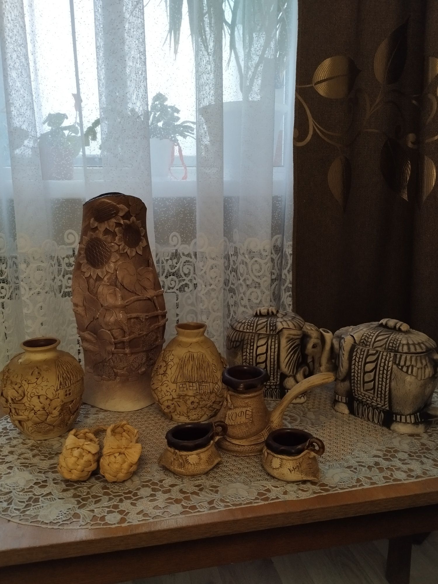 Керамическая ваза и другое