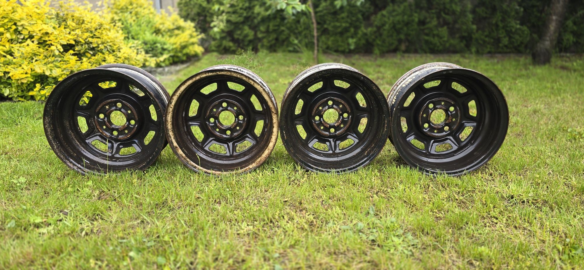 Felgi stalowe BMW oryginal 13 cali ET18 4x100 Rekin E30